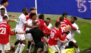 Casemiro ahorcó a un rival en pleno partido y recibió la tarjeta roja tras revisión en el VAR