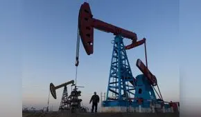 Avance de la economía china sería mayor al esperado e impulsará la demanda de petróleo, según la AIE