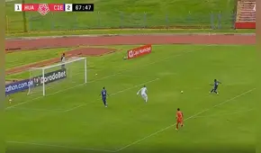 'Chiquitín' Quintero falló insólito gol con Cienciano tras dejar al portero en el suelo