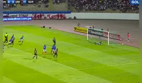 Herrera pudo debutar con gol en la Liga 1, pero falló penal para la 'U' tras terrible definición