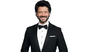 Álvaro Morte. “Si tú crees que te vas a curar, te curarás”