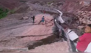 Deslizamiento destruye carretera y deja 12 caseríos aislados en San Martín