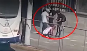 Estafadores 'regalan' broches para zapatillas y luego piden dinero por el producto