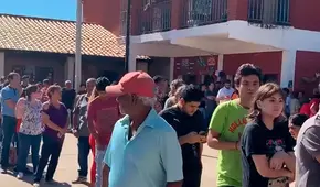 Ciudadanos se desmayaron por esperar hasta 3 horas para ingresar a local de votación en Paraguay