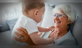Abuela se niega a cuidar a su nieto gratis y exige pago de US$20 la hora