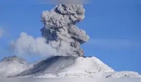 ¡El Misti no es el único! ¿Qué otros volcanes puedes visitar en Perú y dónde están ubicados?