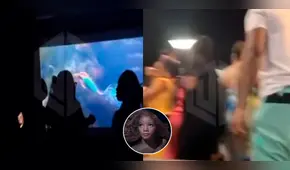 Intentan tener intimidad en cine mientras proyectan "La sirenita" y público enfurece con ellos
