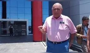 Cuatro ciudadanos sacan del cargo al gobernador de Tacna, Luis Torres