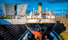 Titanic Belfast: ¿cómo es el museo más grande del barco, ubicado donde se construyó en 1912?