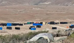 Arequipa: 300 policías desalojan a invasores de terrenos públicos