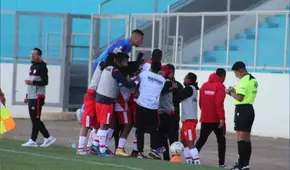 Alfonso Ugarte goleó 4-0 a Llacuabamba: el cuadro de Puno se mete en la lucha por la Liga 2