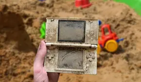 Perdió su Nintendo DS de niño, pero lo encontró en una caja de arena después de 16 años