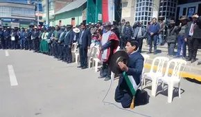 Puno: aimaras de Ácora le hacen pedir perdón a su alcalde por reunirse con Dina Boluarte