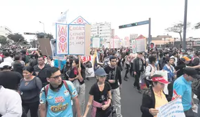 Mensaje, texto, contexto y reverso, por Juan De la Puente