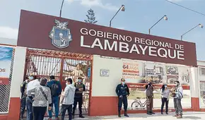 Dejan explosivo en baño del Gobierno Regional de Lambayeque y amenazan a gerente Dejan explosivo en baño del Gobierno Regional de Lambayeque y amenazan a gerente