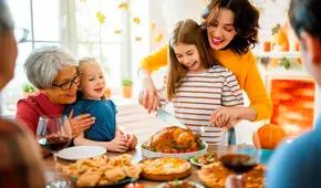 ¿Por qué razón el Día de Acción de Gracias se celebra hoy 23 de noviembre y qué frases enviar?