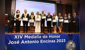 Ministra de Educación participó en la XIV Medalla de Honor José Encinas