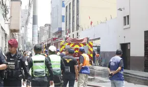 Reportan incendio de gran magnitud cerca a Mesa Redonda