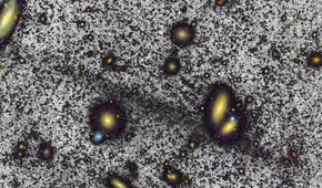 Astrónomos descubren un río de estrellas gigante que fluye entre galaxias