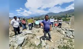 Lluvias dejaron sin canal para irrigar más de 1.000 hectáreas en Piura Lluvias dejaron sin canal para irrigar más de 1.000 hectáreas en Piura