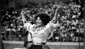 Brilla alto, Pastorita, por Rumi Cevallos Flórez