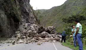 Carretera Central: 16 distritos limeños en riesgo por caída de rocas tras accidente en San Mateo