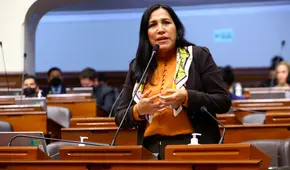 Flor Pablo devuelve más de S/3.000 asignados por semana de representación ante críticas por proselitismo