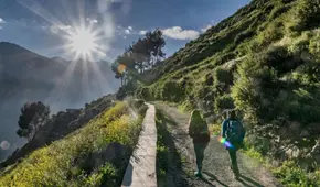 Top de 3 lugares cerca de Lima donde puedes disfrutar del sol con bajo presupuesto y escapar del frío