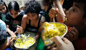 Peruano prepara causa limeña a una familia en la INDIA y reacción sorprende: "el limón le cambia el sabor"