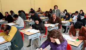 Ejecutivo observa ley que permitía nombrar a 150.000 docentes sin concurso público