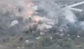 Ucrania bombardea Moscú y otras regiones de Rusia con el mayor ataque con drones de su historia: hay 31 muertos Ucrania bombardea Moscú y otras regiones de Rusia con el mayor ataque con drones de su historia: hay 31 muertos