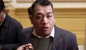 Darwin Espinoza pierde el control y arremete contra la prensa tras supuesta pelea de su esposa: "Son chismes baratos"