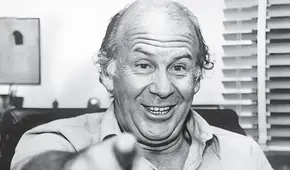 No se oye, padre, por Drusila Zileri