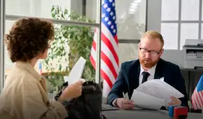 Esta es la razón por la que son VITALES los primeros 15 SEGUNDOS de una entrevista para solicitar la visa americana Esta es la razón por la que son VITALES los primeros 15 SEGUNDOS de una entrevista para solicitar la visa americana