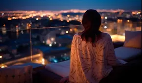 Las personas que viven en pisos altos envejecen más rápido: una teoría de hace más de 100 años lo explica