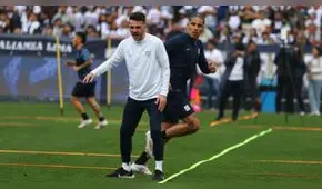 Paolo Guerrero se perfila como titular ante Melgar