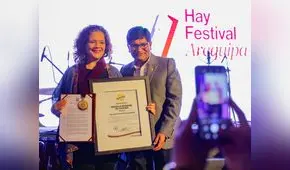 El Gobierno Regional de Arequipa otorga la Medalla Regional de Cultura a Cristina Fuentes La Roche, directora internacional del Hay Festival