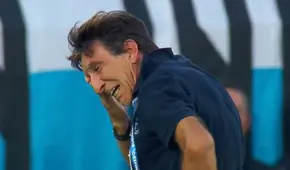 ¡Lágrimas de campeón! Gustavo Costas rompió en llanto en el campo tras ganar la Sudamericana con Racing