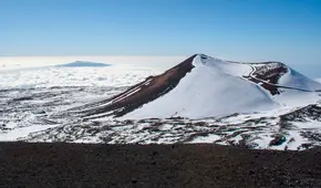 América alberga la montaña más alta del mundo: supera al Everest por casi 1.500 metros