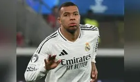 Kylian Mbappé consiguió su gol número cincuenta en la Champions League frente Atalanta