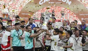 Campeón con Universitario se habría retirado del fútbol, revela Carlos Grados: “Dijo que sería su último año”