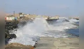 Oleajes anómalos en Perú: regiones costeras en alerta hasta el martes 7 de enero, advierte Marina de Guerra Oleajes anómalos en Perú: regiones costeras en alerta hasta el martes 7 de enero, advierte Marina de Guerra