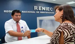 Si voy a tramitar mi DNI en Reniec, ¿es necesario llevar mi foto impresa este 2025?