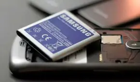 ¿Regresan los celulares con baterías extraíbles? Marcas estarían obligadas a integrarlas nuevamente