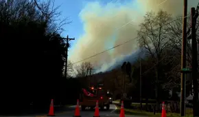 ¡Alerta roja en las Carolinas!: incendios forestales consumieron cientos de hectáreas y provocaron evacuaciones masivas