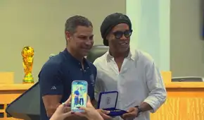 Miami otorga la Llave de la Ciudad a Ronaldinho para reconocer su impacto en el futbol mundial: "Me encanta estar aquí"
