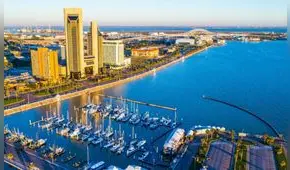 Muy buenas noticias para viajeros: el maravilloso pueblo de Texas que tiene hermosas playas y te permite vivir con US$1.500