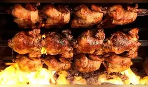 ¿Sin algarrobo ni pollo a la brasa?, por Percy Mayta-Tristán