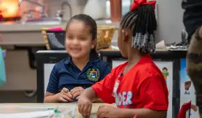 Escuela pública de Florida implementa semana escolar de cuatro días para mejorar calidad educativa Escuela pública de Florida implementa semana escolar de cuatro días para mejorar calidad educativa