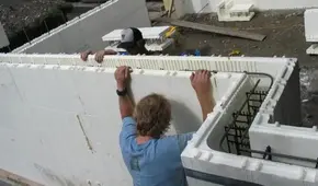 California prohíbe el poliestireno tras baja tasa de reciclaje de plástico, según CalRecycle: entra en vigor en abril